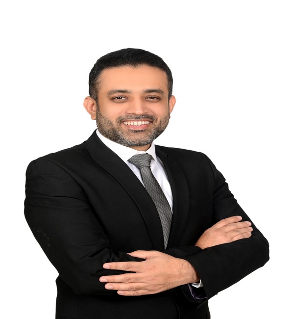 Mustafa Mahmood Khan, CFA