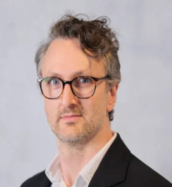 Dr Sebastian Vaughan